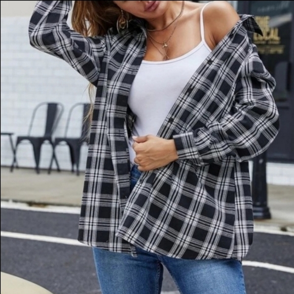 Shein Black and White Long Sleeve Plaid Button Down Flanel Shirt, Medium - Picture 6 of 6